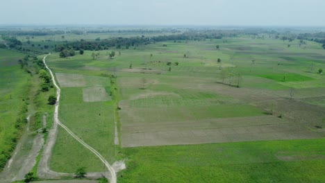 Toma-De-Vista-De-Drone-De-La-Isla-Fluvial-Más-Grande-De-Asia,-La-Isla-Majuli