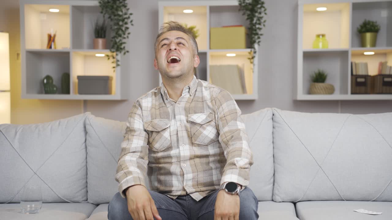 활기차고 활기찬 사람입니다.