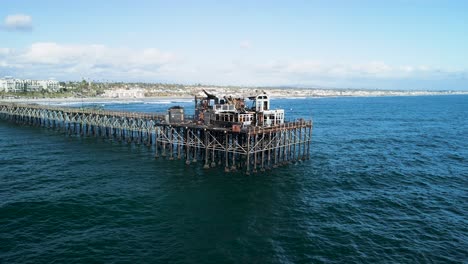 las secuelas del incendio del muelle de oceanside, 4k.