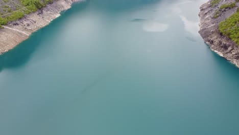 Trolltunga-valley-with-Drone-looking-over-the-glacier-lake