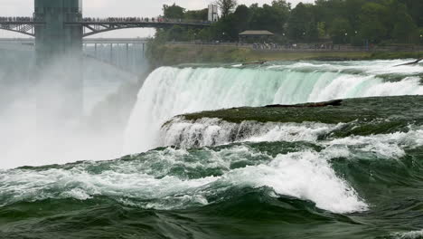 cataratas del niágara lado americano de nueva york - de cerca