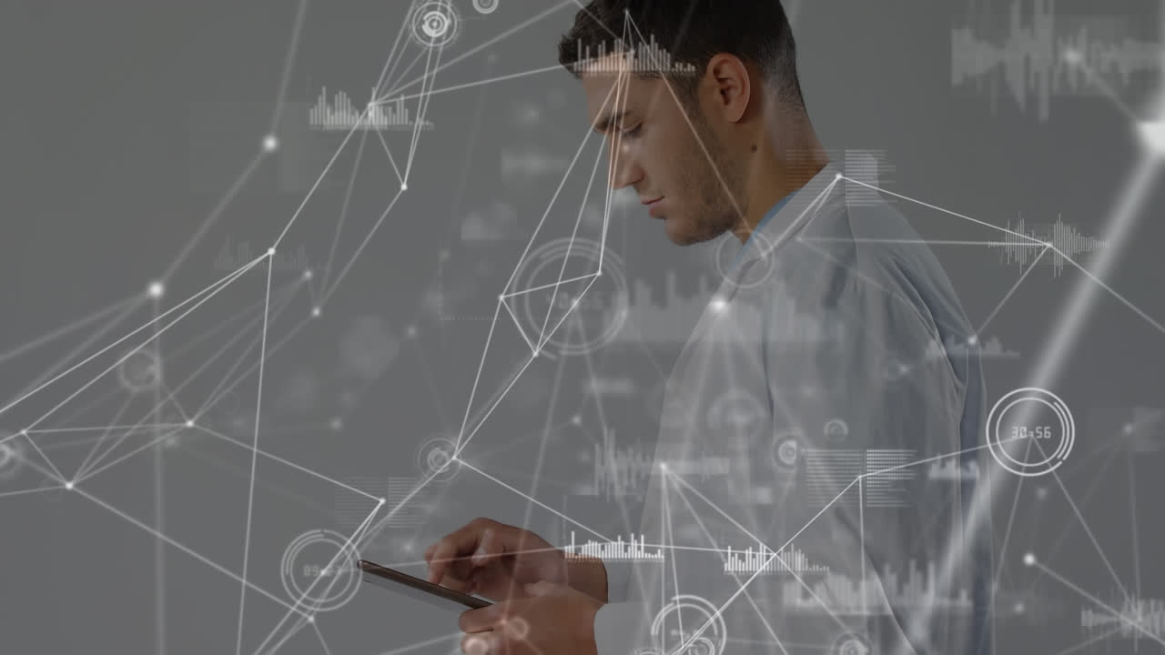 태블릿을 사용하는 백인 남성 의사에 대한 데이터 처리와 연결 네트워크의 애니메이션
