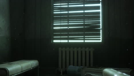 interior de la habitación abandonada con persianas y polvo