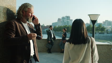 business people outdoors in urban setting