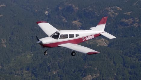 formation flight with piper pa-28 cherokee single engine airplane