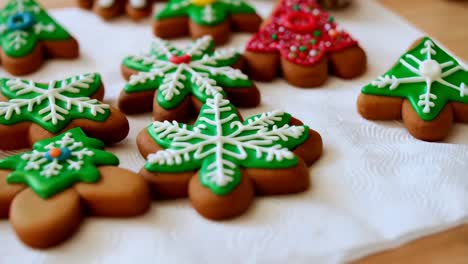 decorated gingerbread cookies