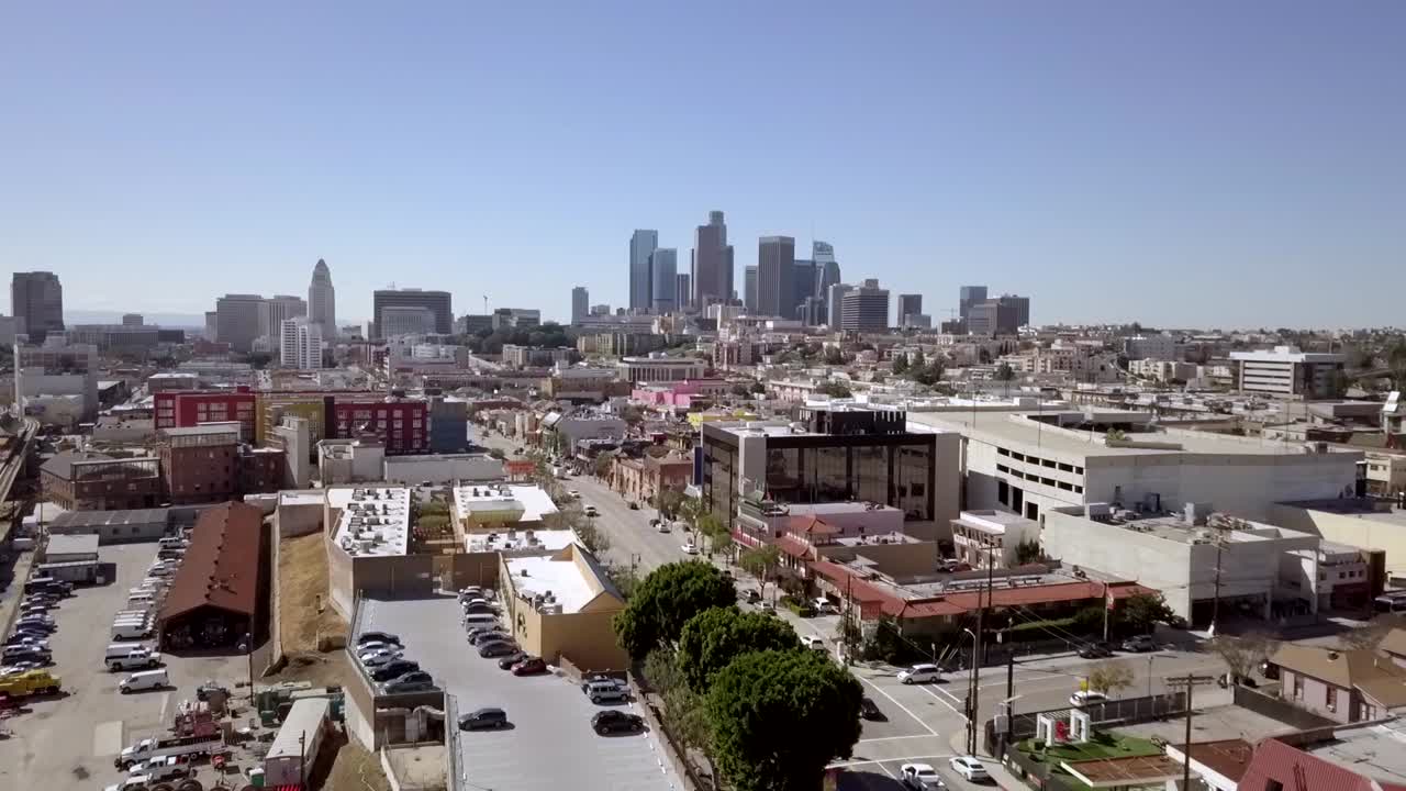 n 이상의 공중 비행