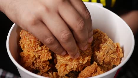 crispy fried chicken in a bucket