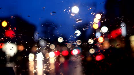 la ciudad de nueva york bajo la lluvia.