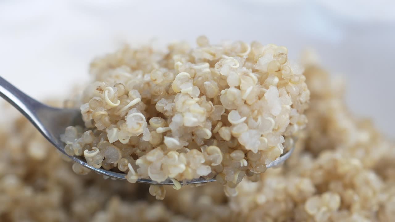 cucharada de quinoa cocida