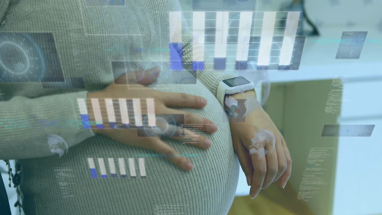 animación del procesamiento de datos sobre mujer caucásica embarazada