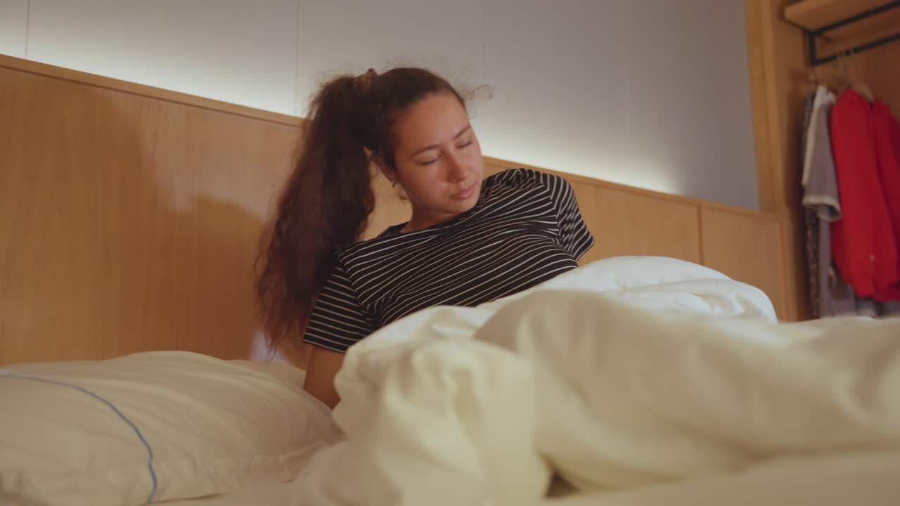 Det første lys sætter gang i daglige vaner. Solopgangen opmuntrer til uformelle morgenrutiner og adfærd. Hver ny solopgang får enkeltpersoner til at deltage i afslappede rutiner og uforhastede morgenvaner
