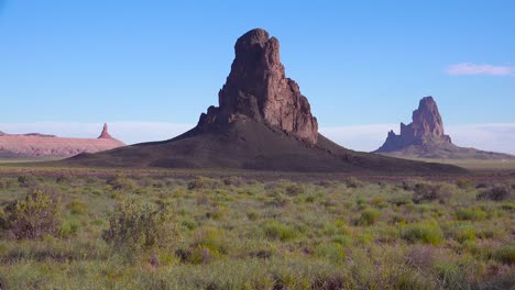 beautiful rock formations near monument valley arizona  4