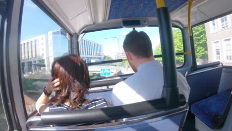 couple travelling in bus 4k