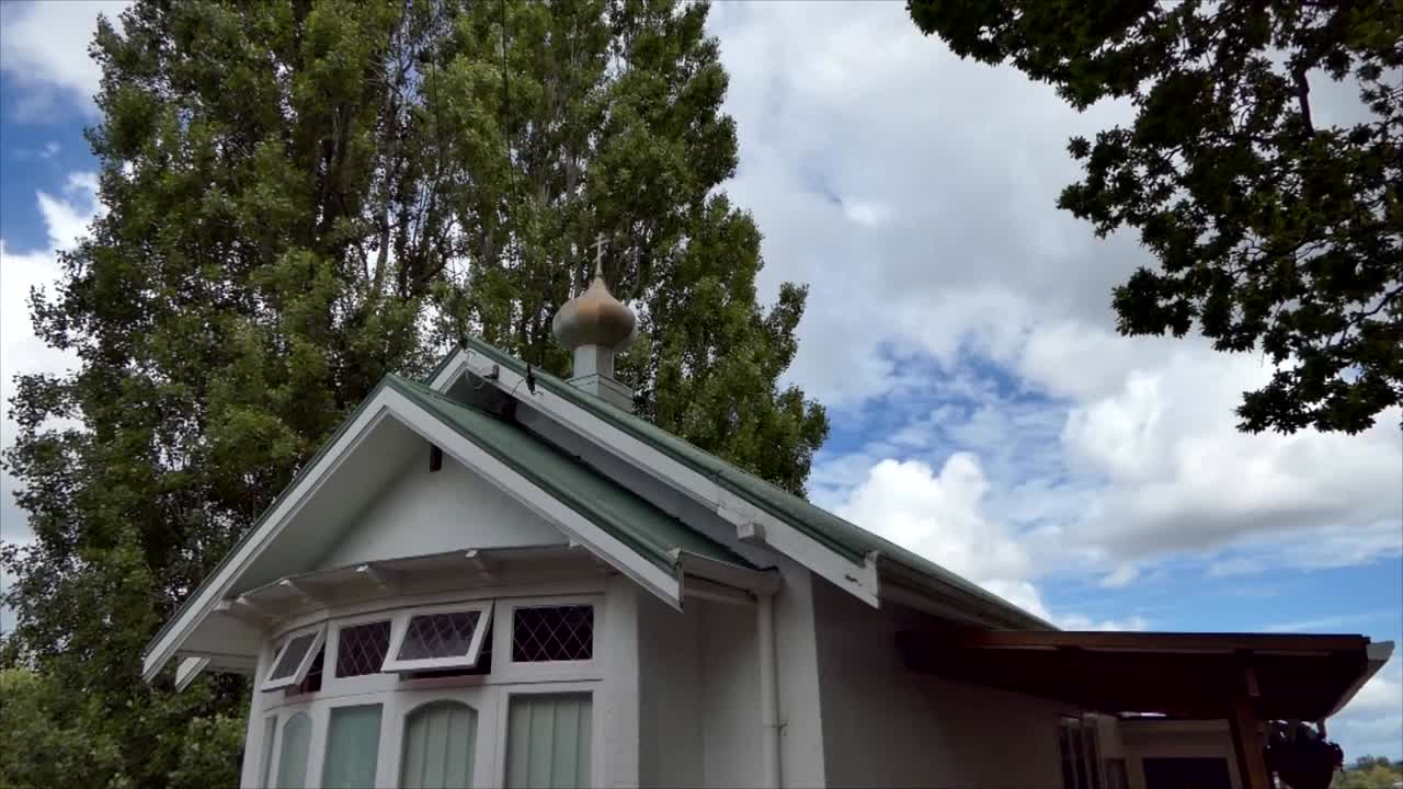 de la capilla religiosa cristiana o católica y el altar para los fieles