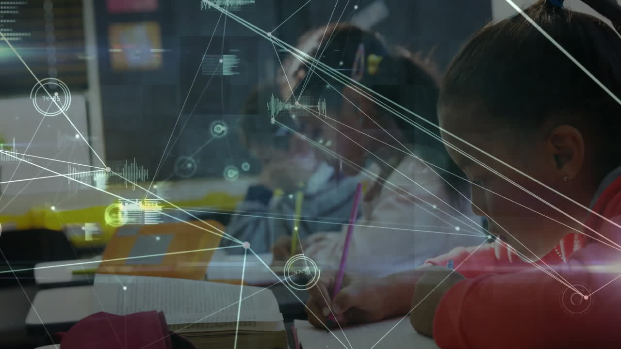 estudiando en el aula, estudiantes con conexiones de red y animación de procesamiento de datos