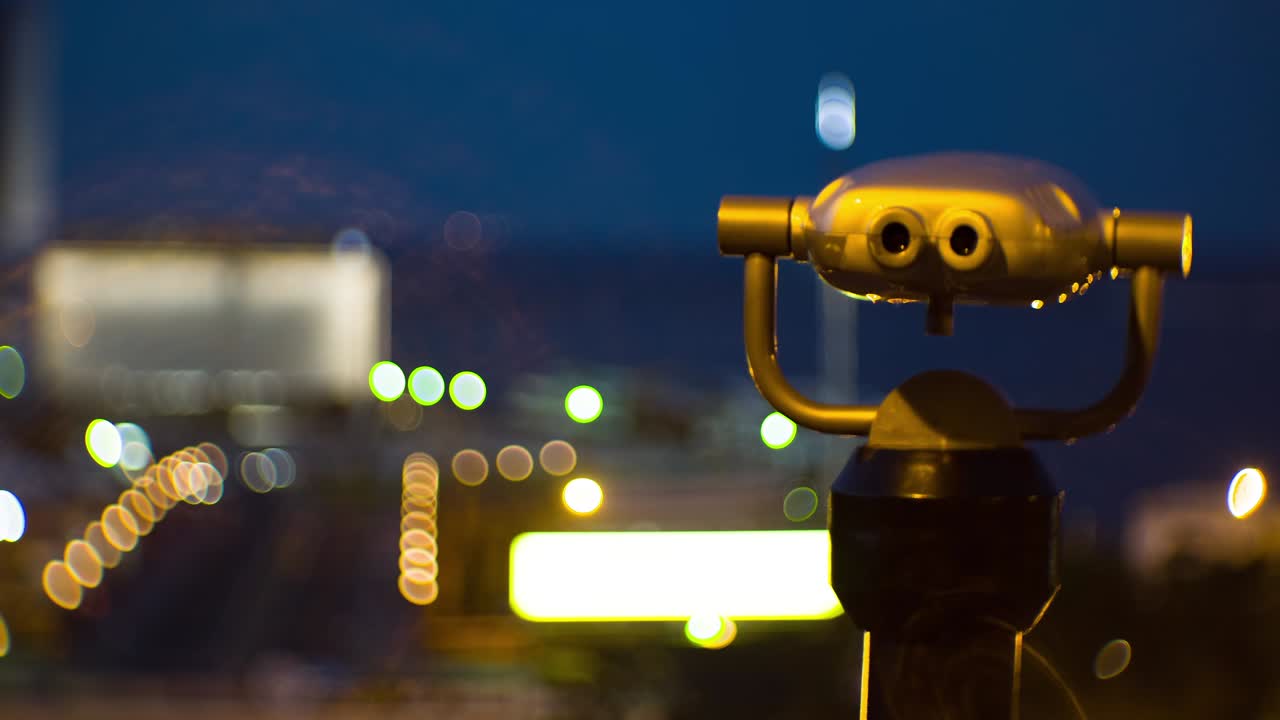 luces en la ciudad por la noche