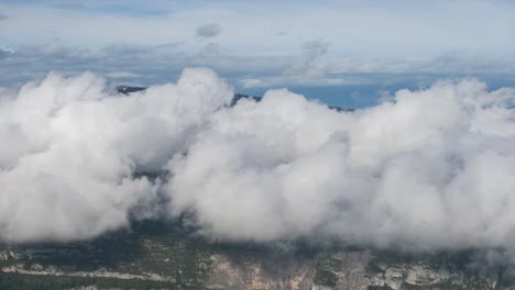 nubes de annecy 0