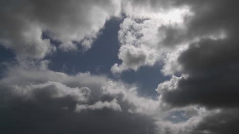 Beautiful-heavenly-cloud-formations-in-time-lapse