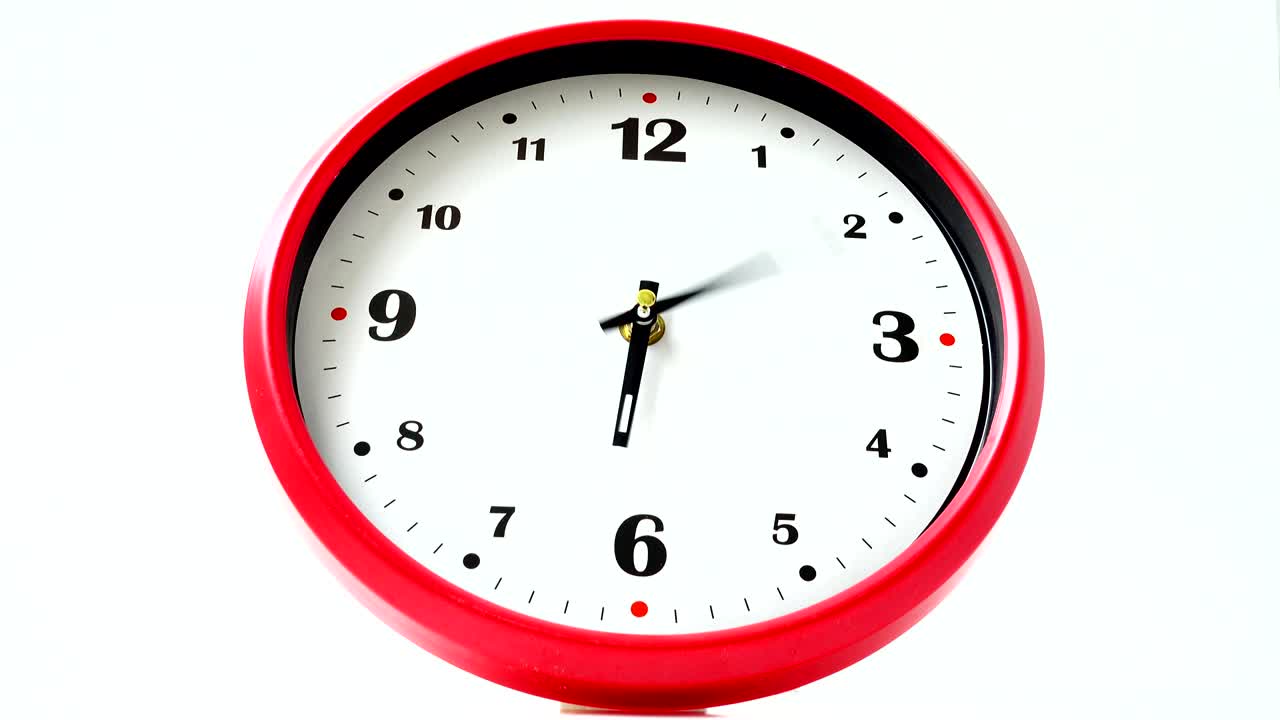 Riprese di ore. Time lapse. Riprese con uno scorcio.