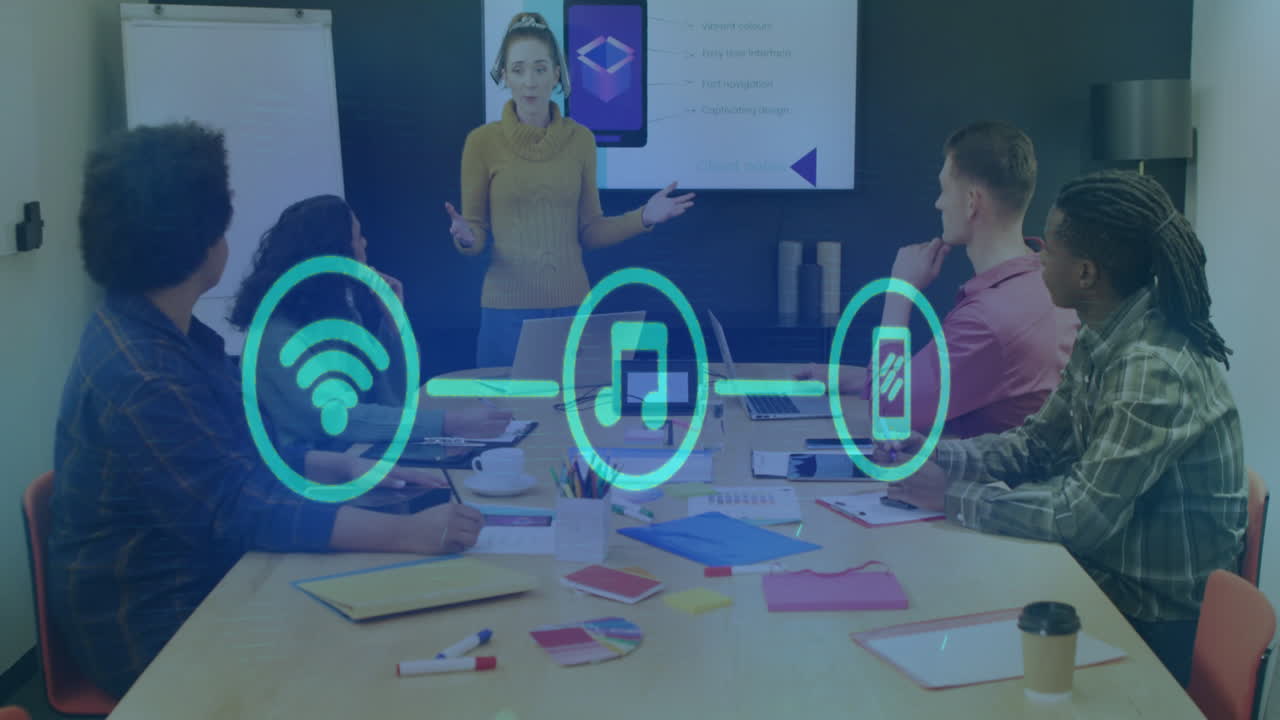 animación de una red de iconos digitales contra una mujer caucásica haciendo una presentación en la oficina