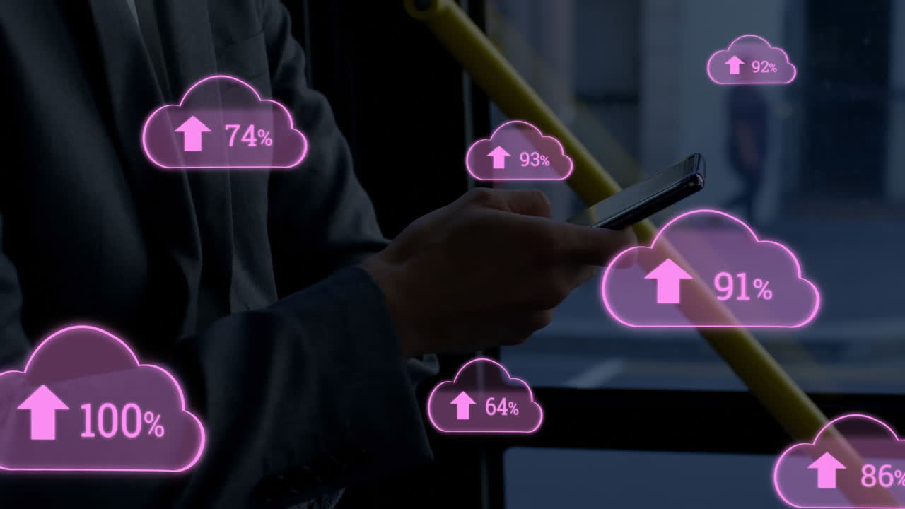 Animazione che mostra il caricamento di dati nel cloud con un uomo su un autobus che usa un telefono