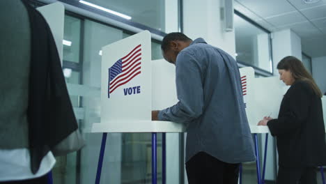 people voting at a polling place