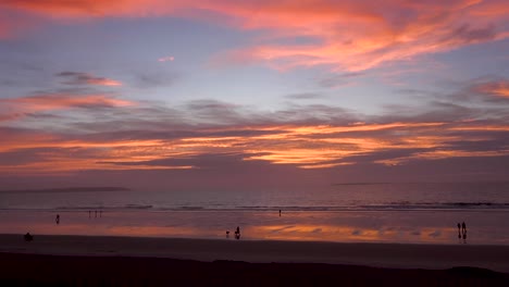 Hübscher-Sonnenuntergang-Am-Old-Orchard-Beach-In-Der-Nähe-Von-Portland-Maine?