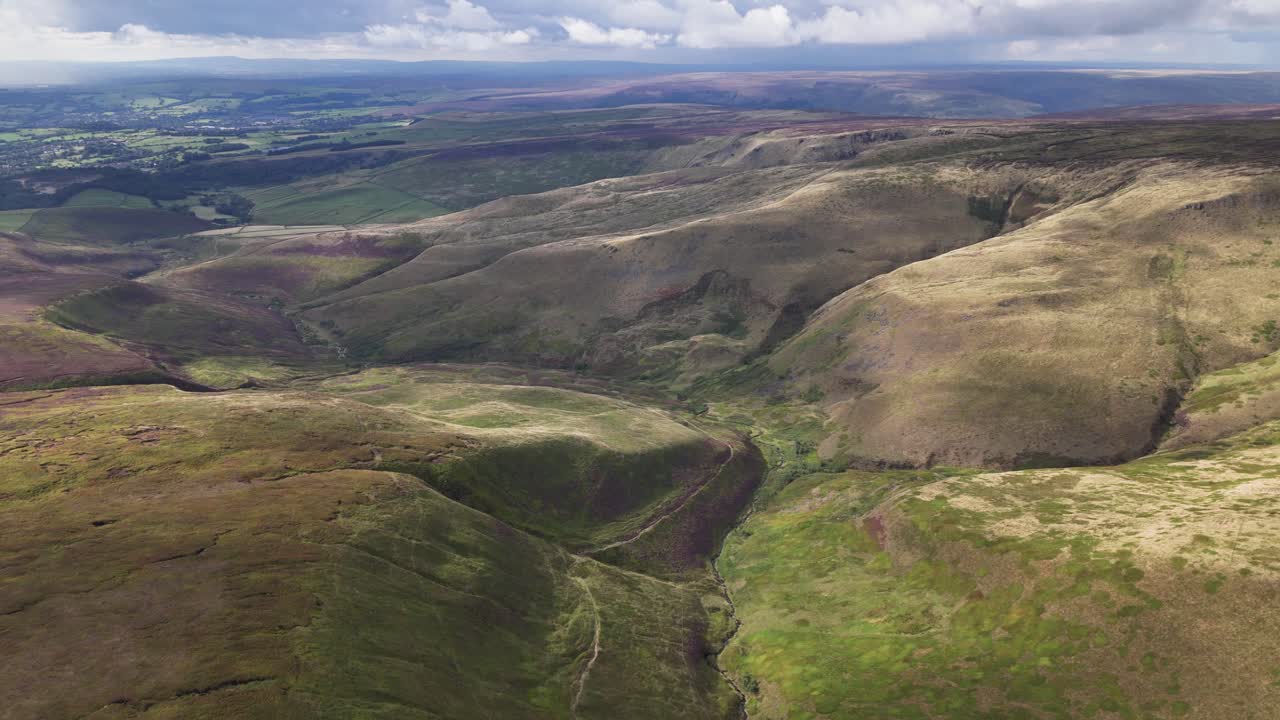 paisaje natural del valle de la esperanza en el distrito de peak, derbyshire, inglaterra, reino unido