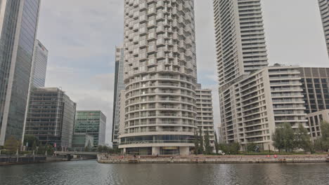 el horizonte de canary wharf, en los muelles de londres