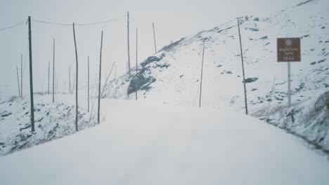 Snowcovered-Sognefjellsvegen---the-highest-mountain-pass-road-in-Northern-Europe