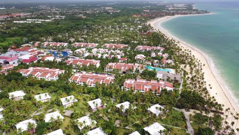 Punta-Cana-luxury-tourist-resorts-on-the-beach