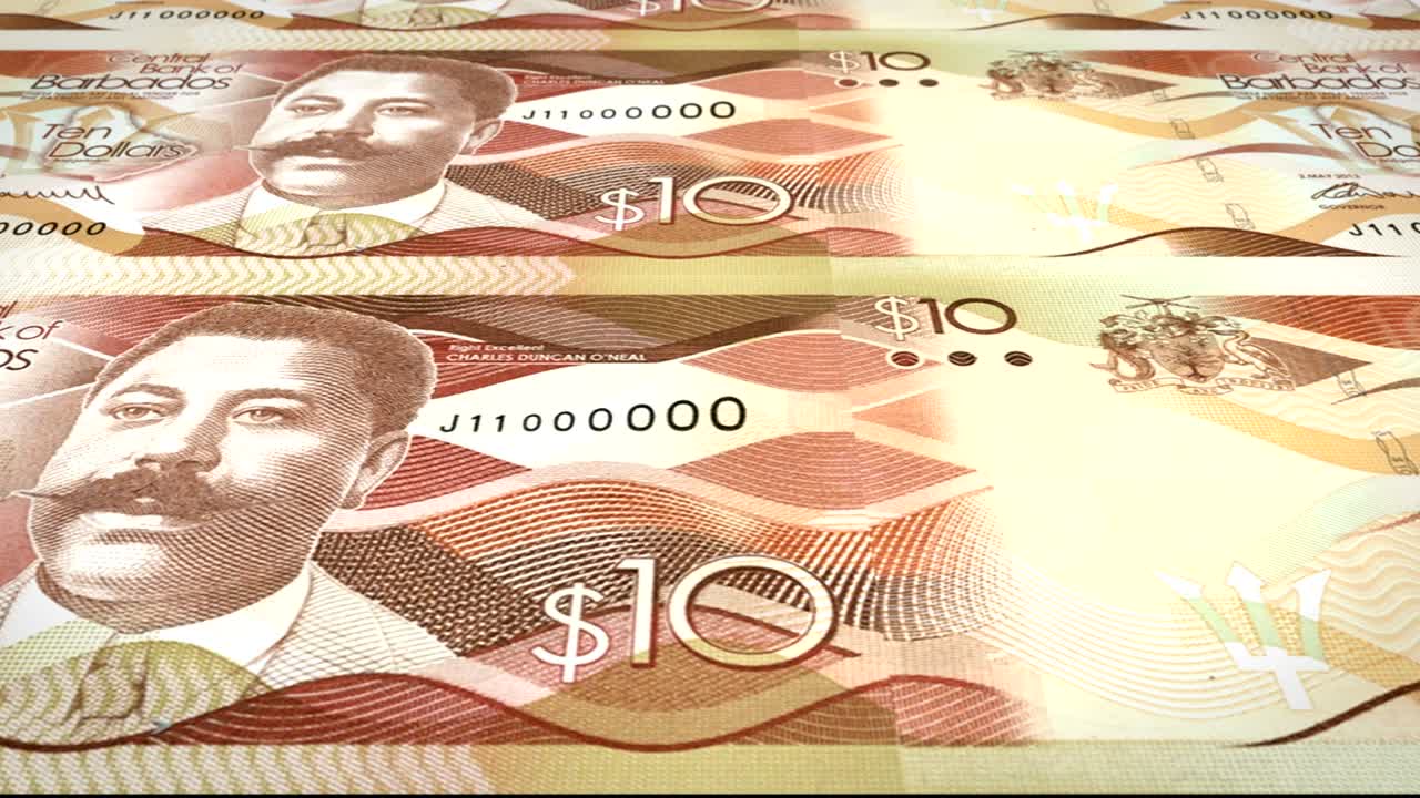 바르바도스 섬의 10 달러 지폐 롤링, 현금, 루프