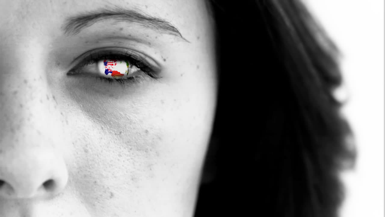 세상이 그의 눈속에서 슈퍼 슬로 모션으로 돌아가는 여자