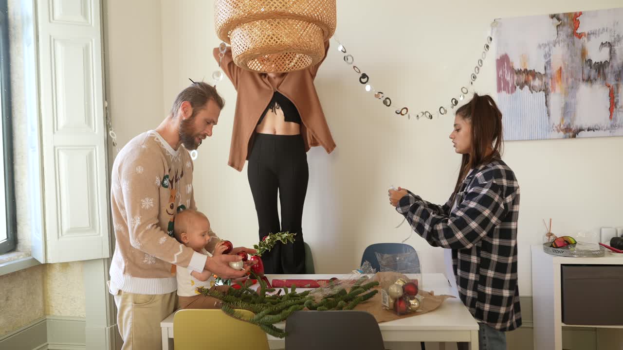 가족 크리스마스 장식