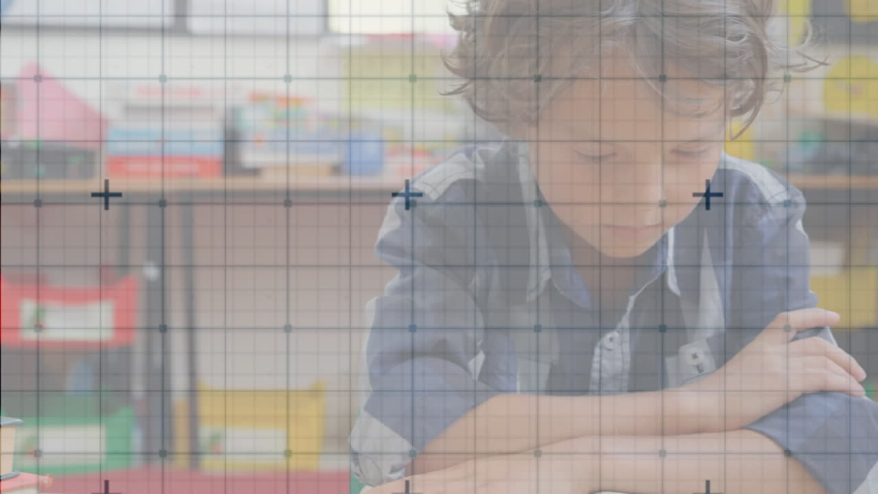 초등학교에 다니는 백인 소년에 대한 그리드 네트워크