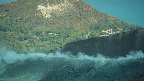 Volcán-fumando-11