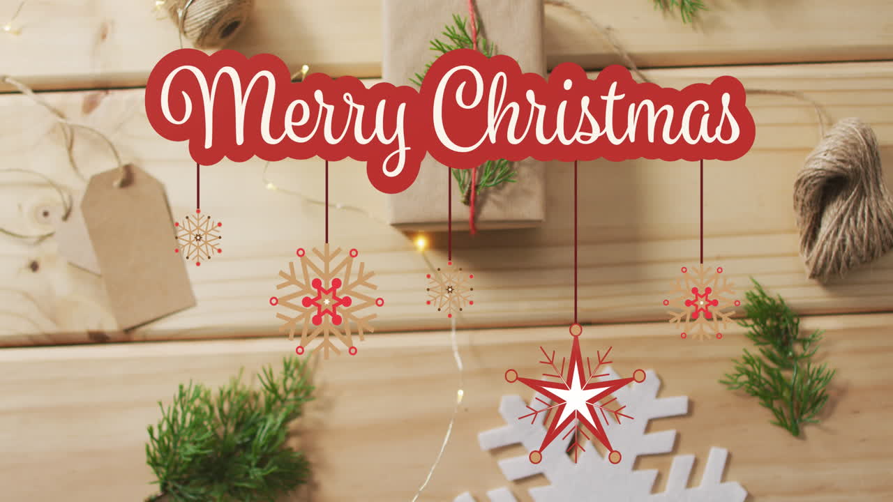 장식 위에 메리 크리스마스 텍스트의 애니메이션