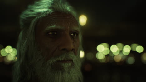 retrato de un anciano indio