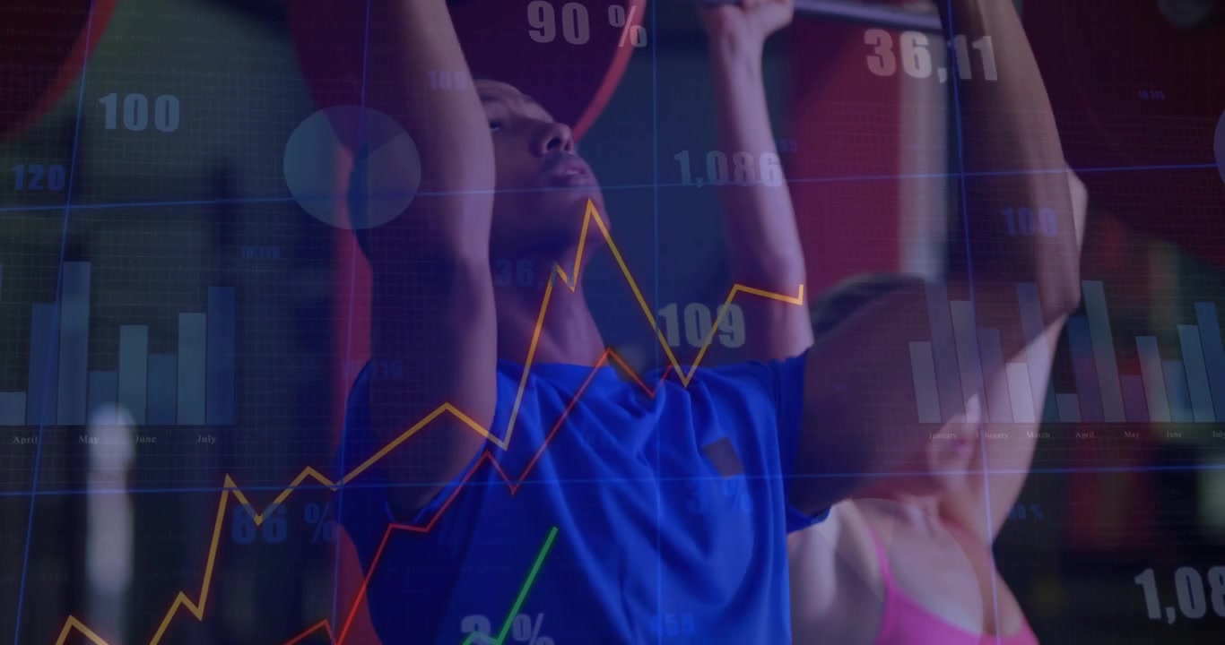 Træningspartnere starter skulderpres med stigende dataoverlejringer, der måler styrke med datadiagrammer.