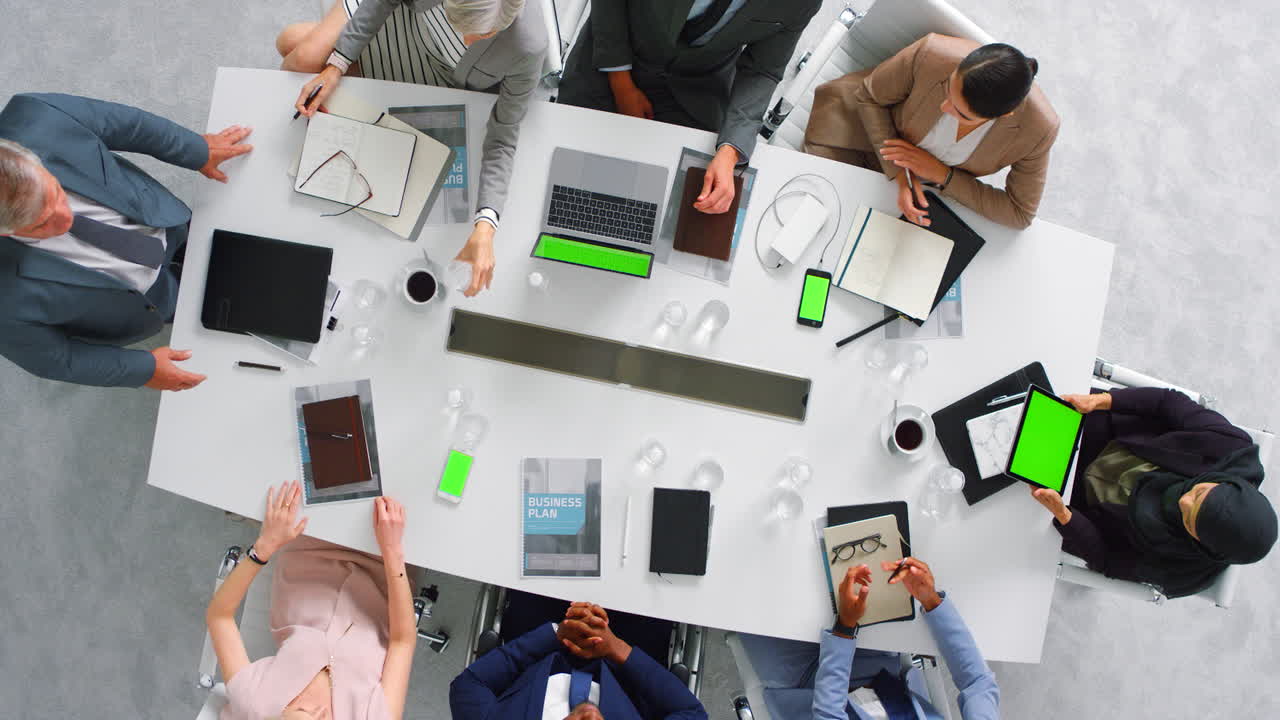 pantalla verde, tecnología y reunión de negocios
