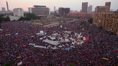 crowds gather in tahrir square in cairo egypt 3