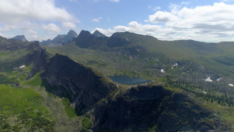 Berglandschaft---Faszinierende-Aussicht