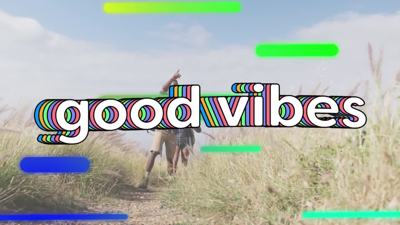 カラフルなカプセルで白で良いバイブの言葉のアニメーション カップルが田舎でハイキングする上で