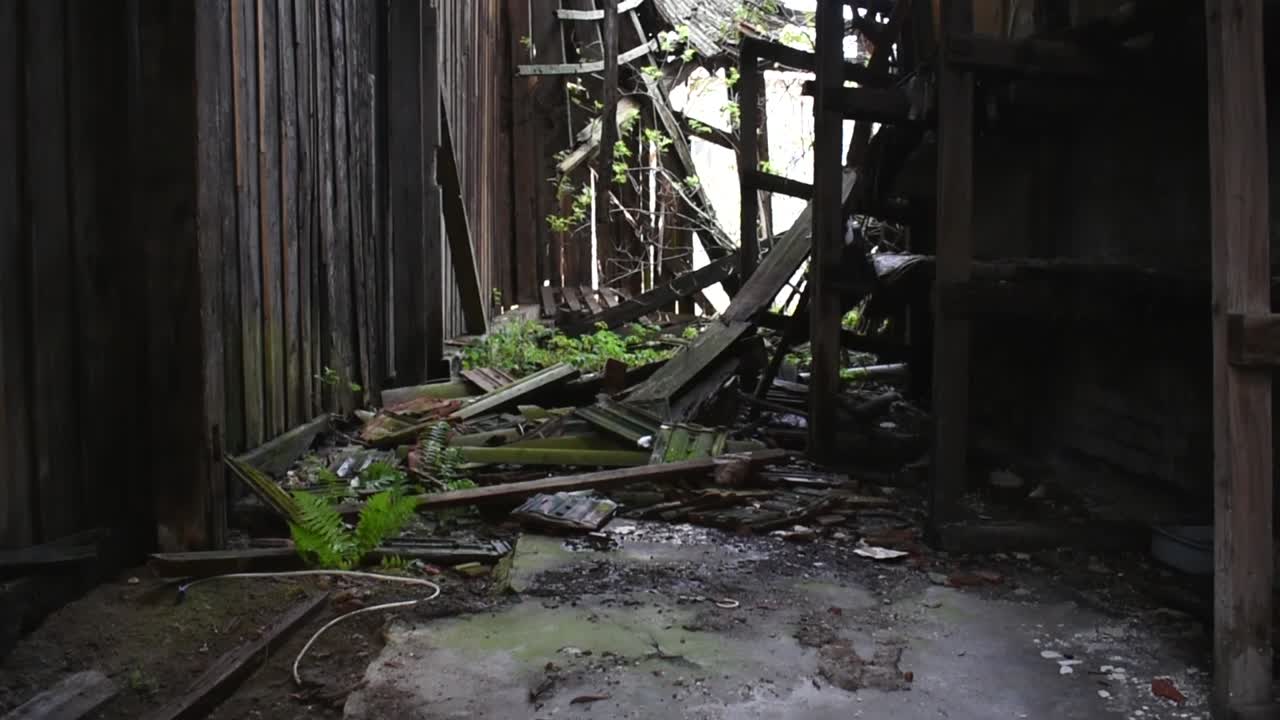 버려진 구조의 냄비