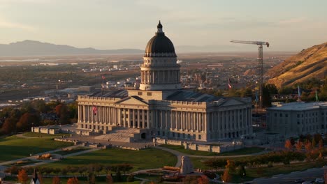 Utah-State-Capitol-Komplex,-Salt-Lake-City-In-Utah,-USA