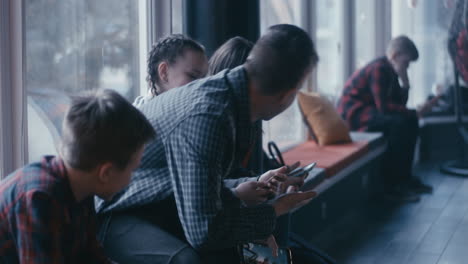 children sitting in a cafe