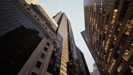 Skyscrapper-building-under-a-cloudy-sky