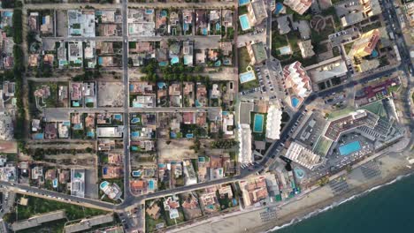 Impresionante-Video-De-Drones-De-Los-Edificios-De-La-Ciudad-De-Roquetas-De-Mar-En-España.