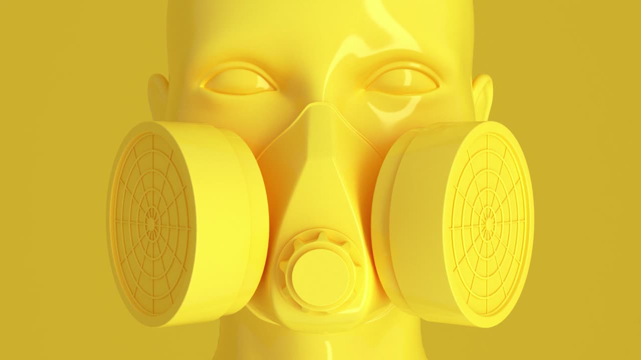 Plynulá smyčka ženské žluté lesklé tváře figuríny v respirátoru v klouzavém světle reflektoru na žlutém pozadí. 3D render.